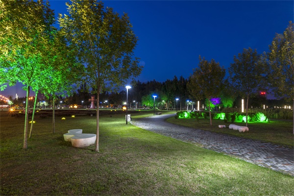 公園景觀夜景照明應(yīng)注重哪些標(biāo)準(zhǔn)？