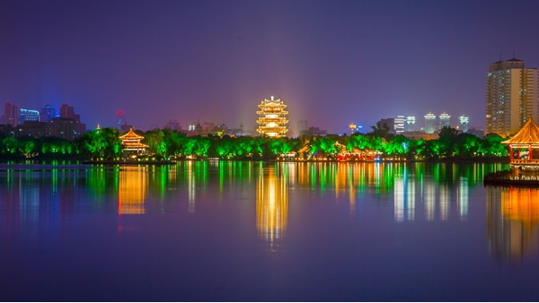 城市夜景燈光照明正在向智能化發(fā)展